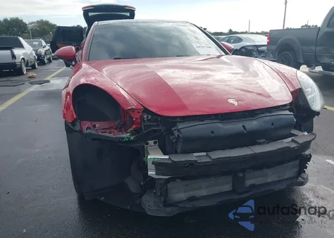 2017 Porsche Panamera 4 z USA, uszkodzony, nr VIN WP0AA2A77HL101488